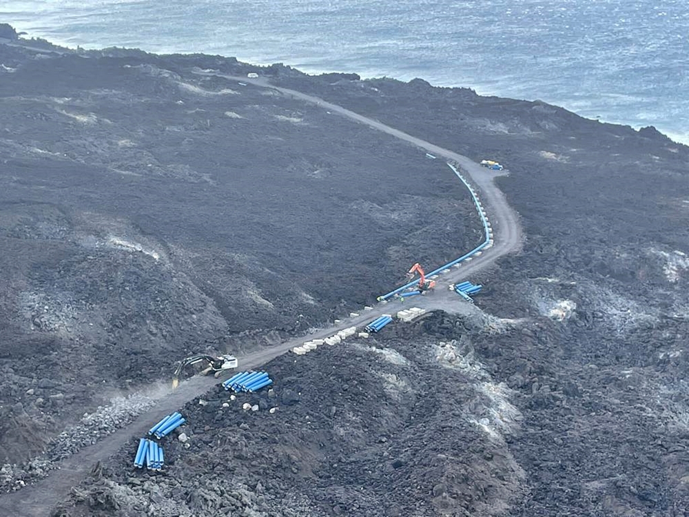 Pipeline durch die Lava auf La Palma